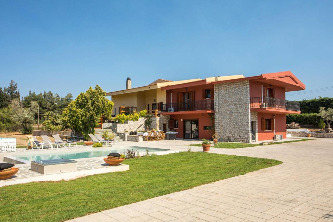 Emarmene With Private Pool Near Rhodes Town & Airport