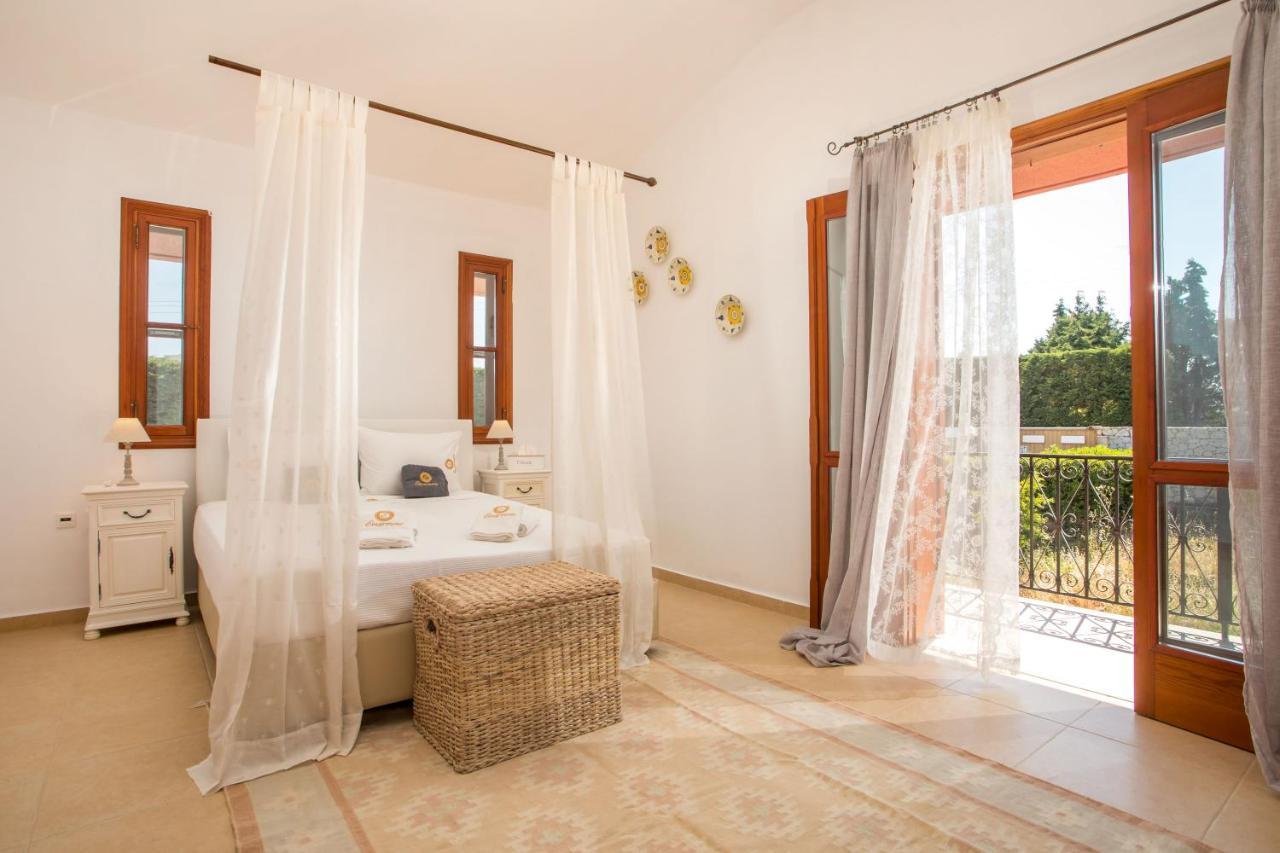 Emarmene With Private Pool Near Rhodes Town & Airport Koskinou (Rhodes)