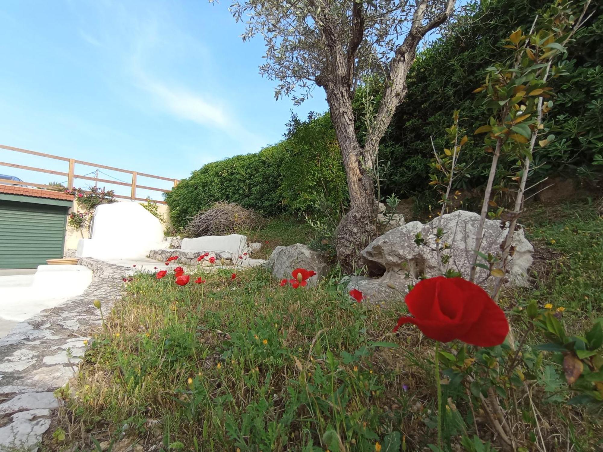 Emarmene With Private Pool Near Rhodes Town & Airport Holiday home